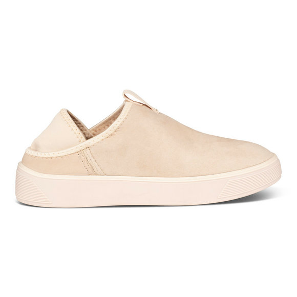 ECCO STREET TRAY WOMEN'S SLIP-ON ECCO STREET TRAY WOMEN'S SLIP-ON